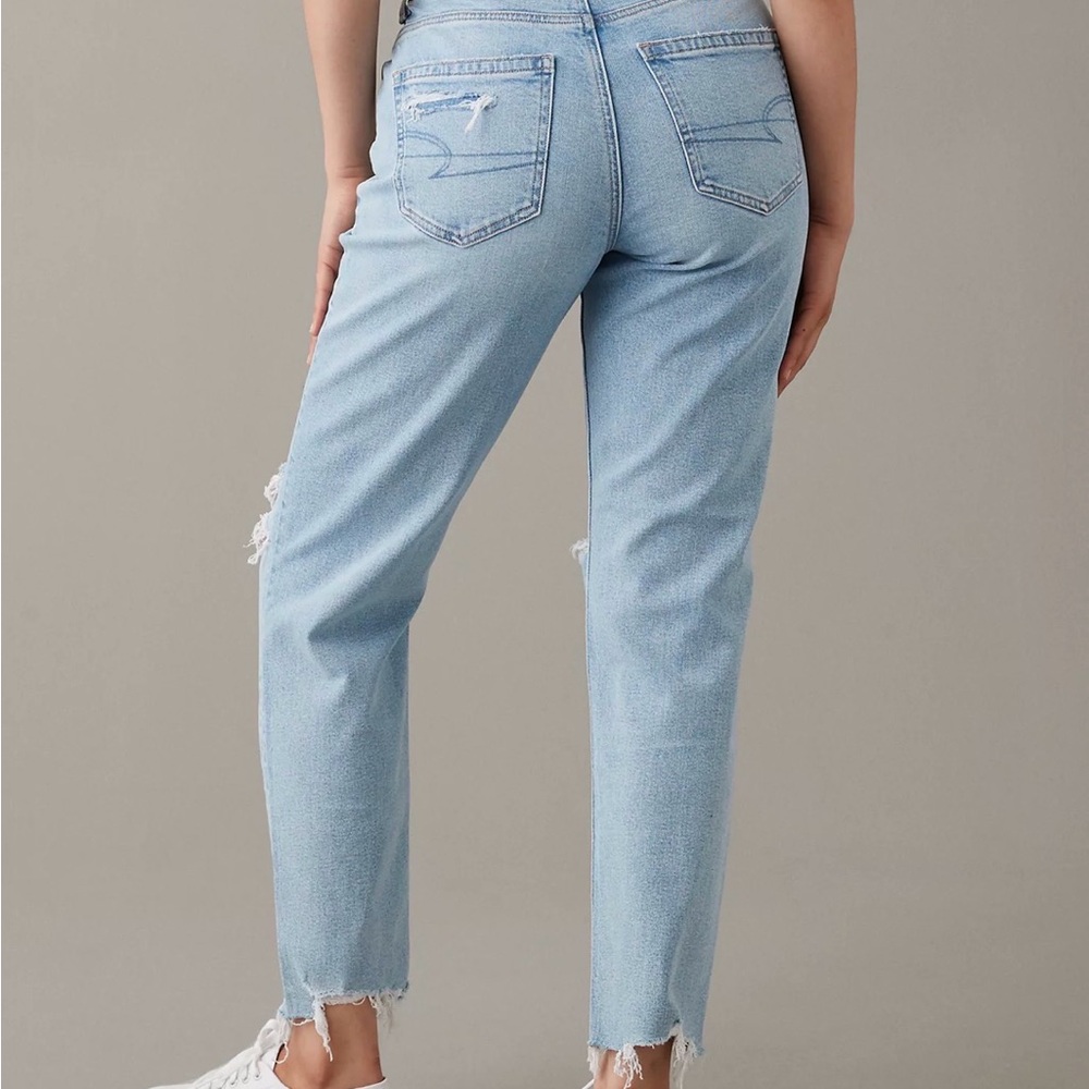 American Eagle Curvy Mom Jean - Picture 2 of 4